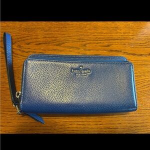 Kate Spade Navy Oversized Wallet Wristlet